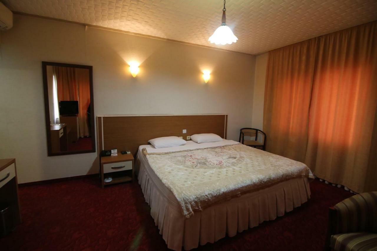 Aykut Palace Otel İskenderun Extérieur photo