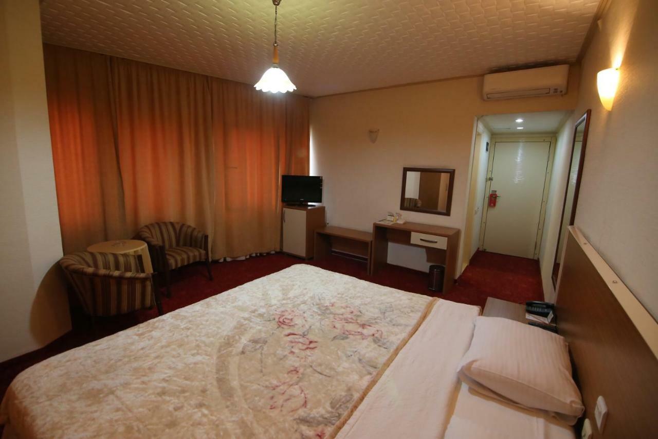 Aykut Palace Otel İskenderun Extérieur photo